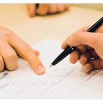 2 bài tay đang viết